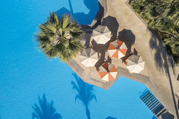 Pool 59 of 218