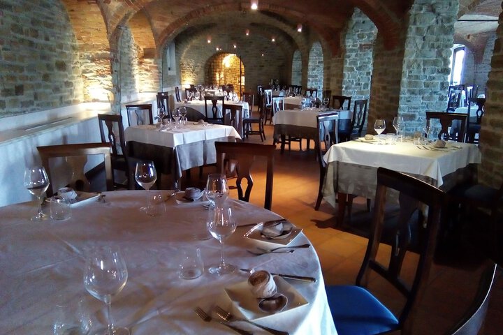 Dining 53 of 95