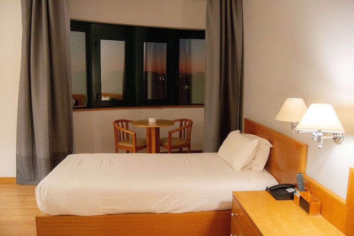 Room 14 of 70