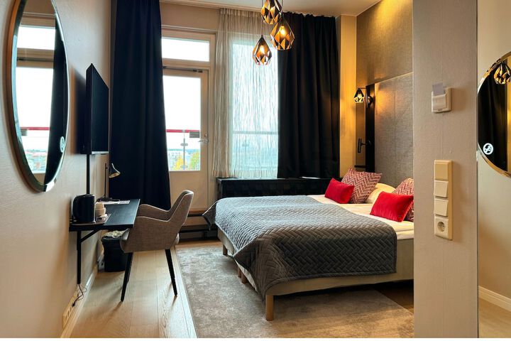 Room 40 of 162