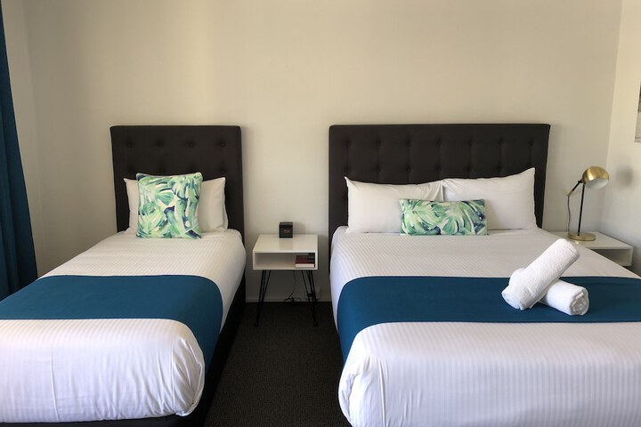 Room 16 of 139
