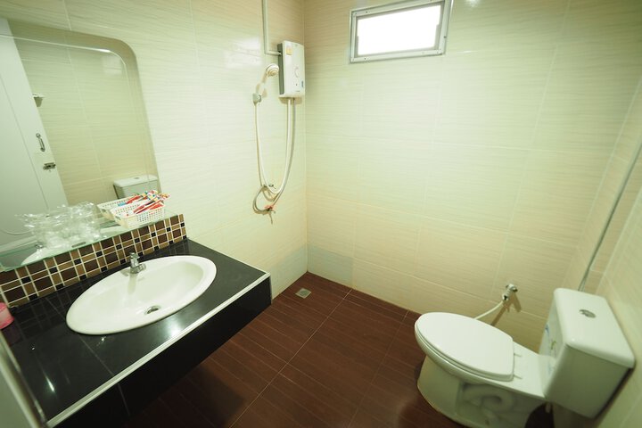 Room 8 of 45