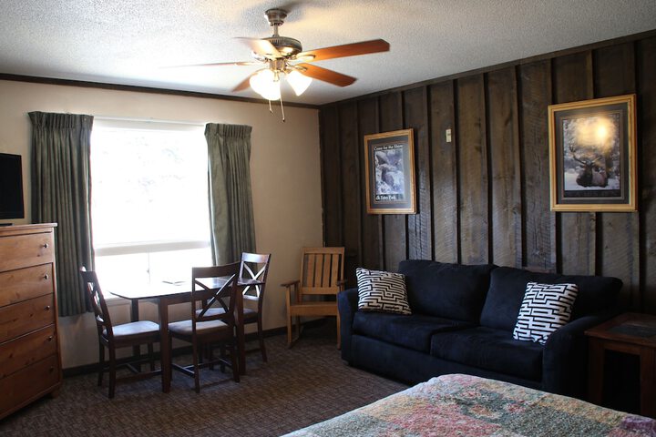 Room 82 of 175