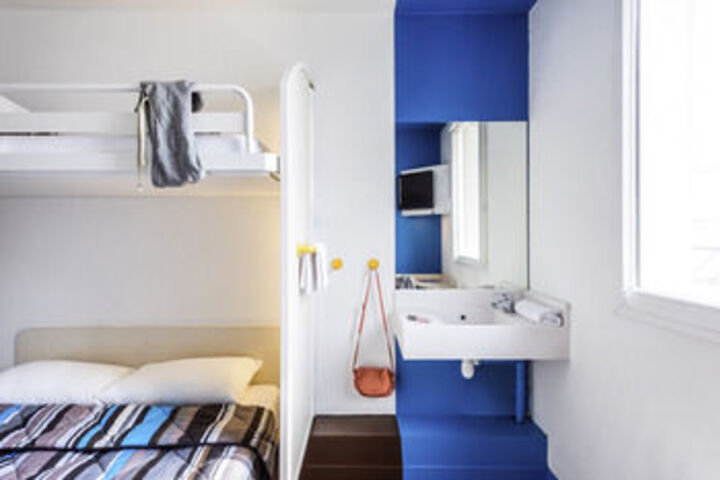 Room 4 of 23