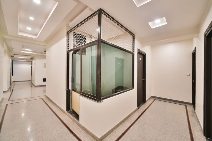 Ballroom/Hall 45 of 59