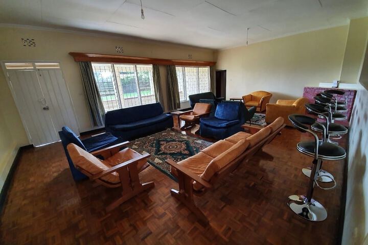 Room 8 of 25