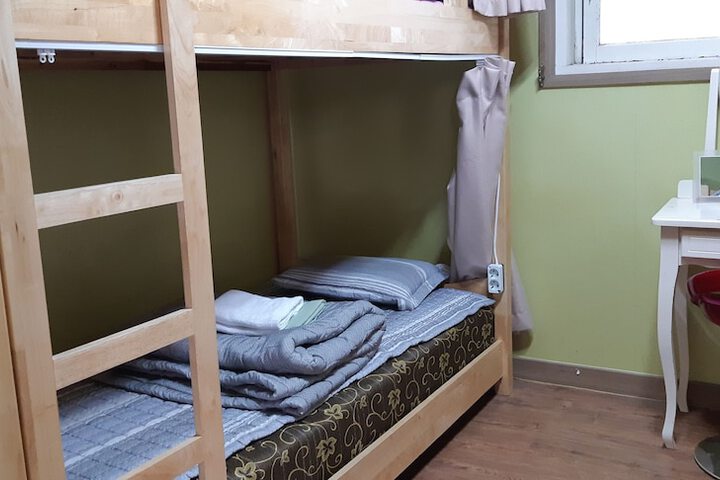Room 21 of 45