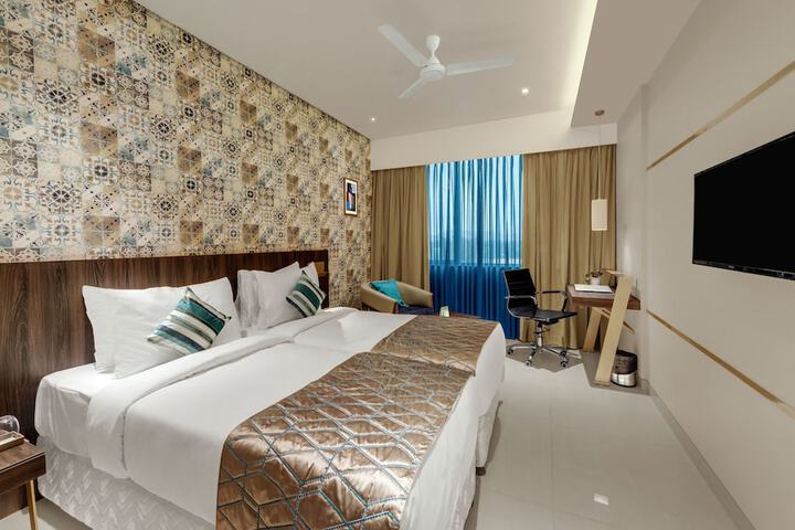 Room 3 of 31