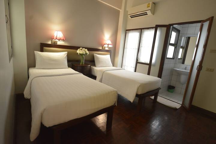 Room 87 of 167