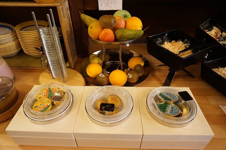 Breakfast/Coffee Service 94 of 112