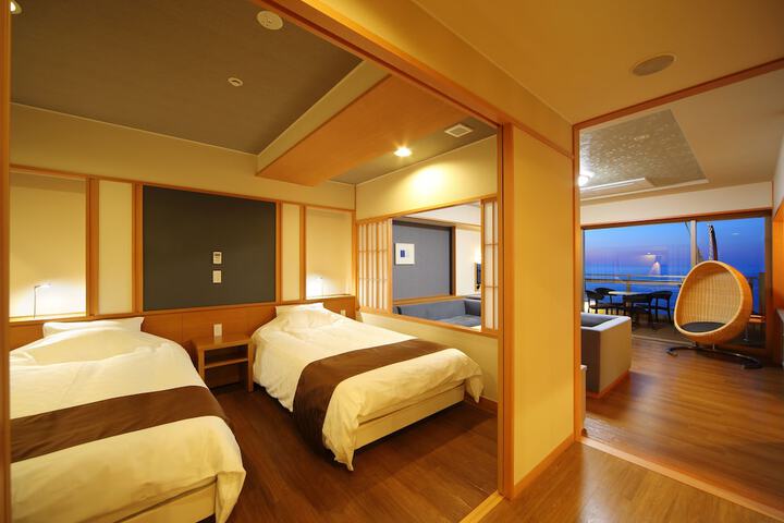 Room 30 of 124