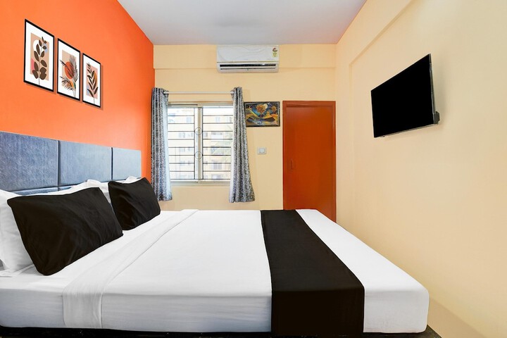 Room 18 of 32