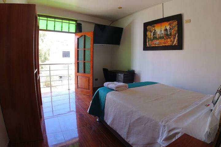 Room 8 of 30