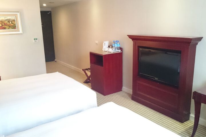 Room 30 of 56