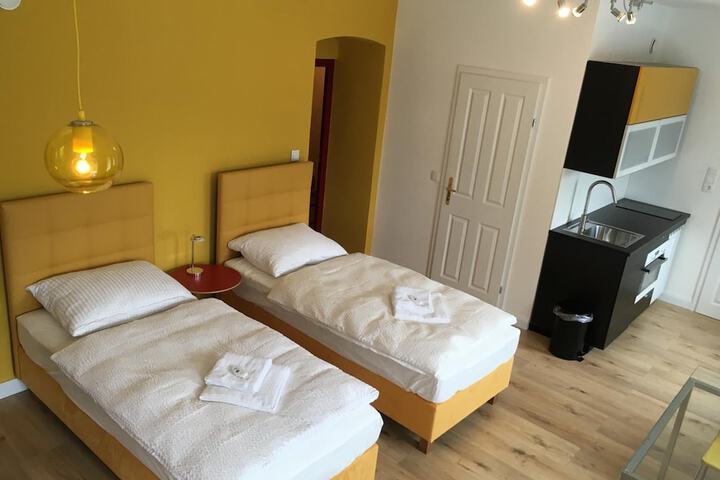 Room 11 of 41