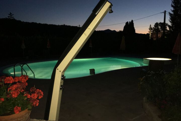 Hotel with Pool