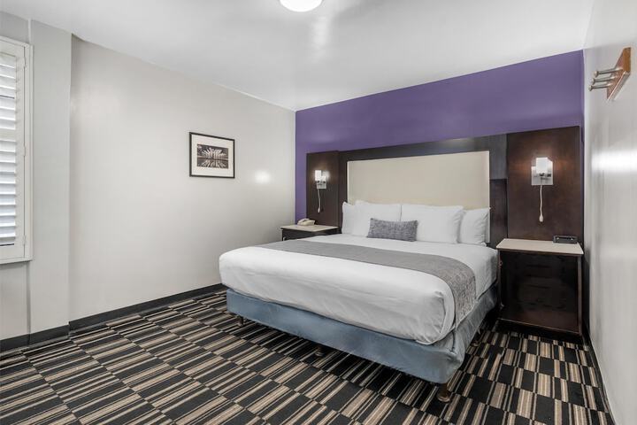 Room 14 of 39