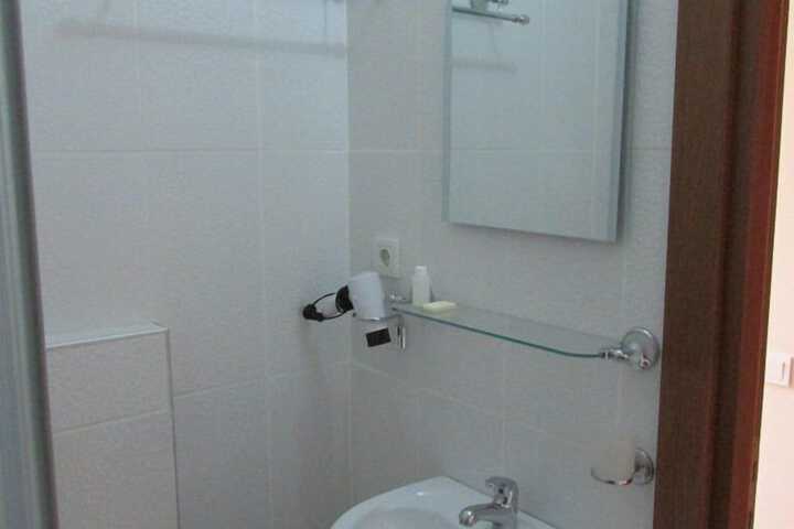 Room 46 of 72