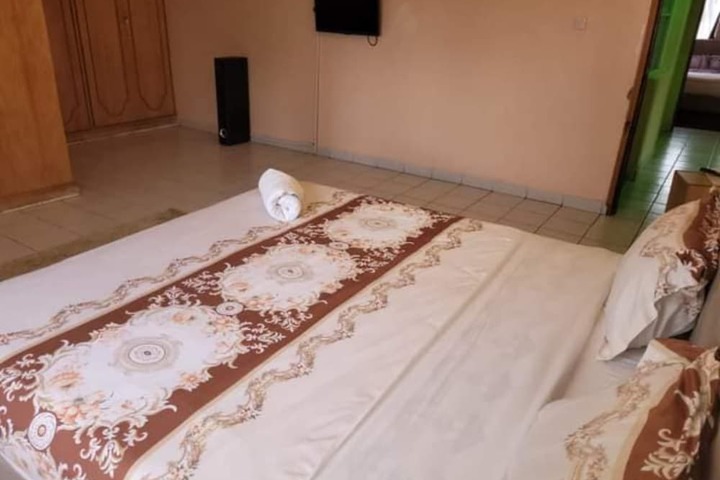 Room 17 of 20