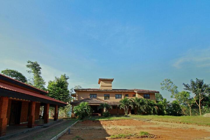 OYO Phalguni River Lodge