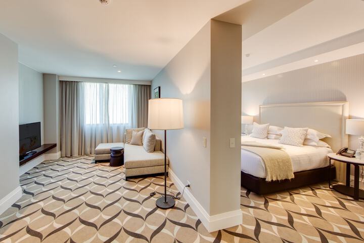Room 10 of 40