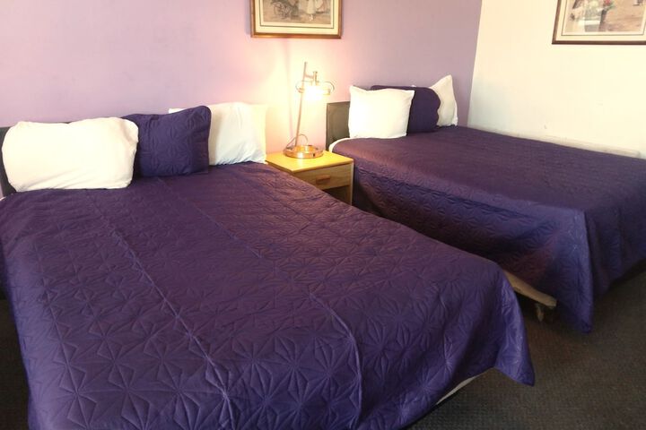 Room 12 of 64