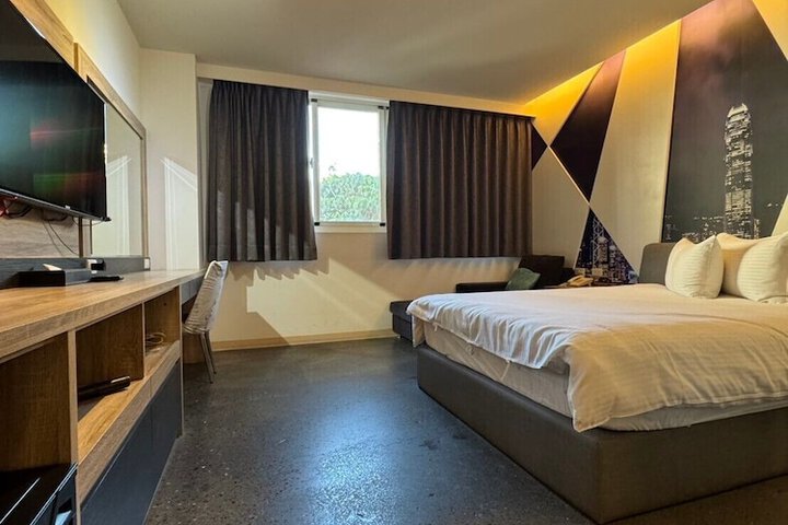 Room 62 of 118