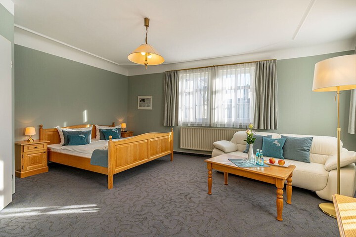 Room 3 of 23