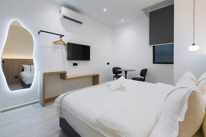 Room 32 of 139