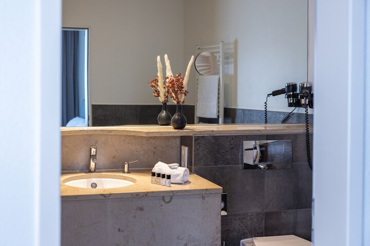 Clean Restrooms