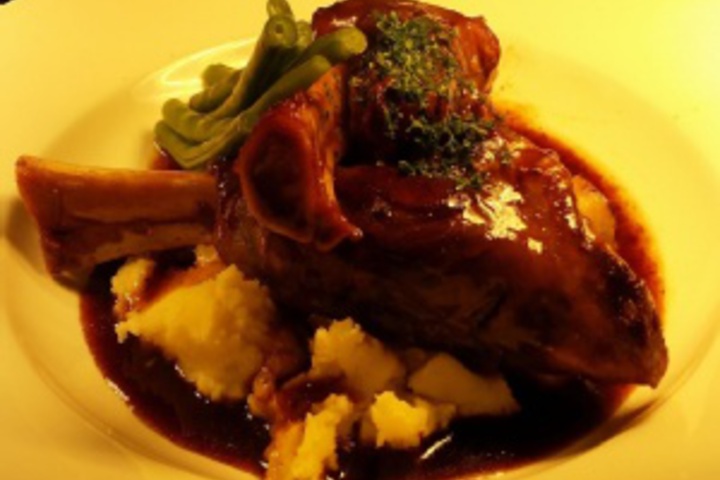 Dining 213 of 384