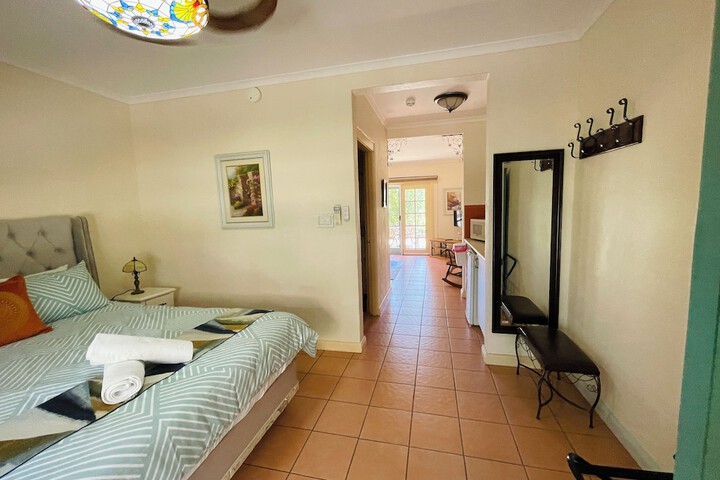 Room 20 of 214