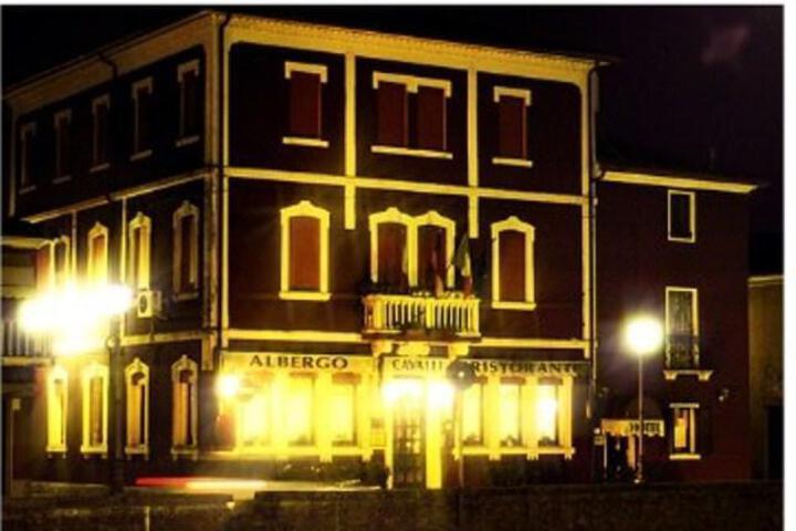 HOTEL CAVALLI