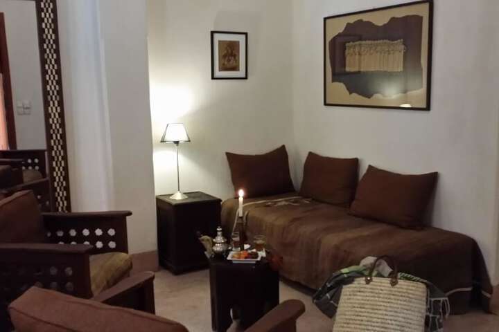 Room 28 of 103