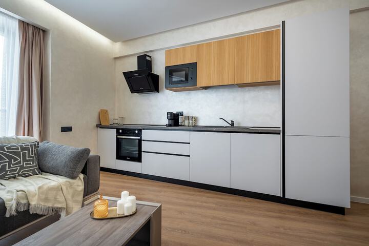 Room 180 of 552