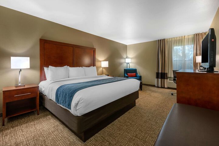 Room 15 of 36