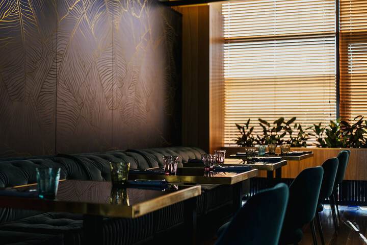Dining 82 of 115