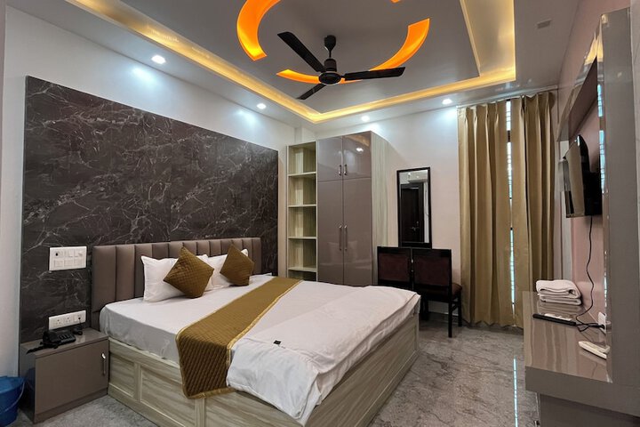 Room 21 of 73