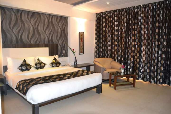 Room 10 of 59