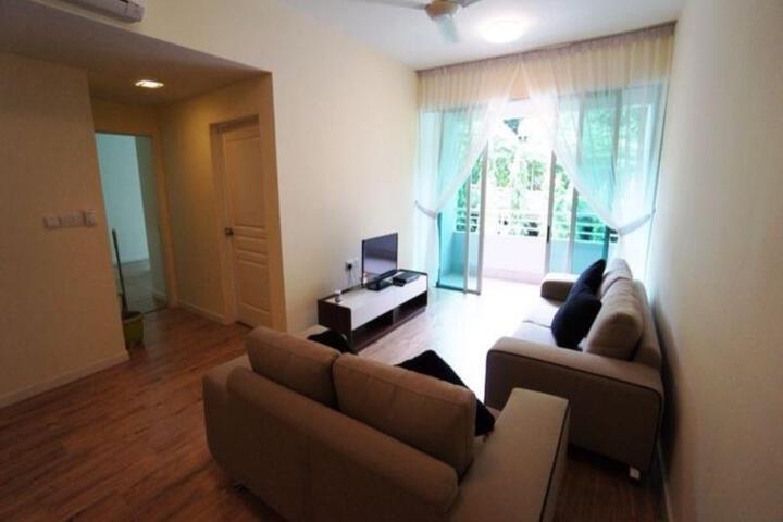 Room 4 of 5