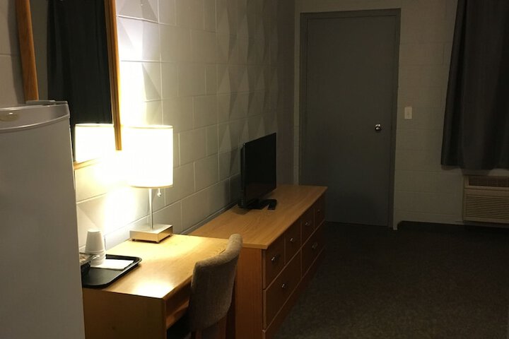 Room 22 of 122