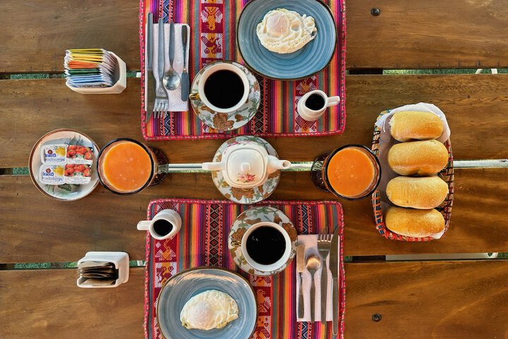 Breakfast/Coffee Service 150 of 199