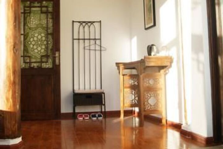 Room 35 of 73