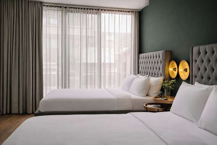 Room 21 of 46