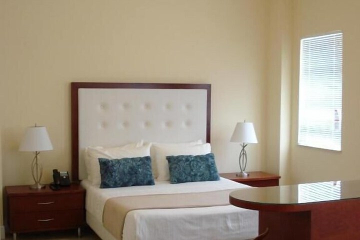 Room 25 of 129