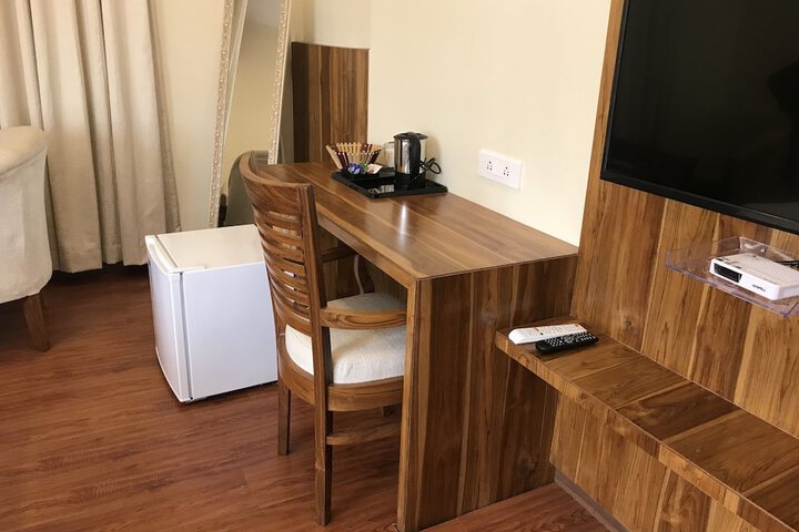 Room 5 of 86