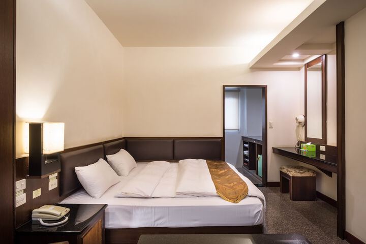 Room 22 of 46