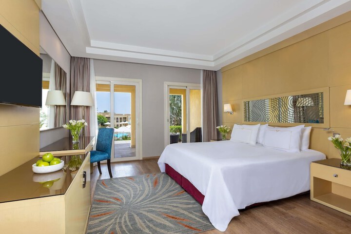 Room 46 of 180