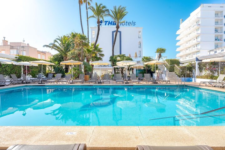 Pools & Facilities