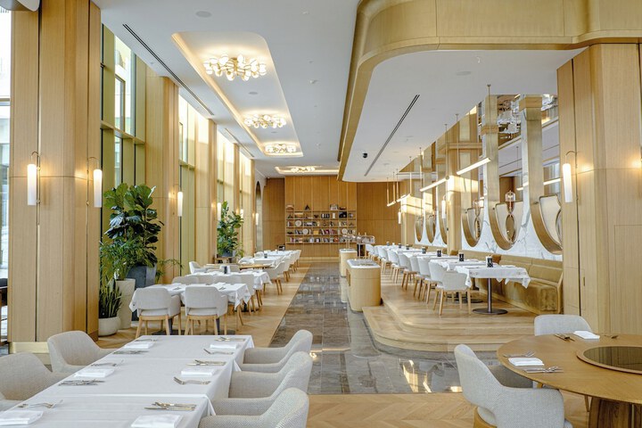 Dining 79 of 95